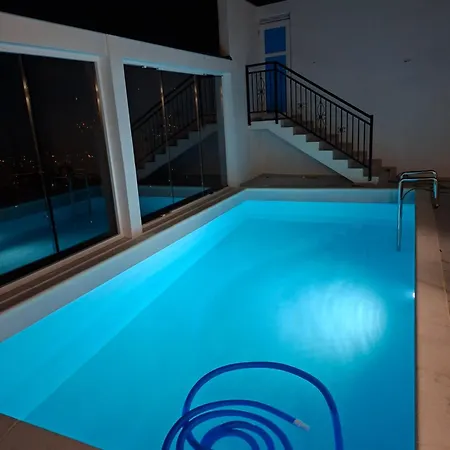 Sa Bazenom Suton With Swimming Pool Suton Apartamento