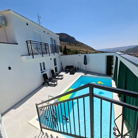 Sa Bazenom Suton With Swimming Pool Suton Apartamento *